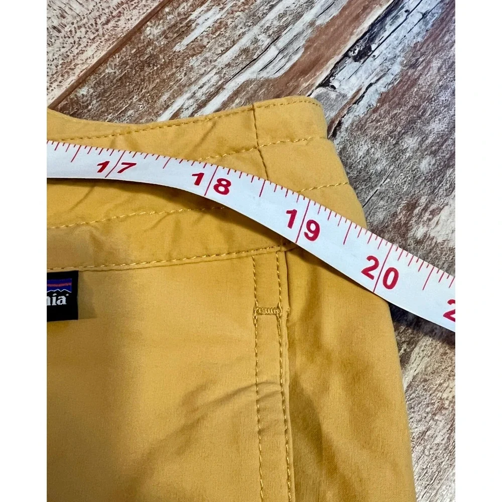 Patagonia Mens Board Shorts 38 Yellow Stretch Nylon Swim Trunks 8 Inch Inseam
